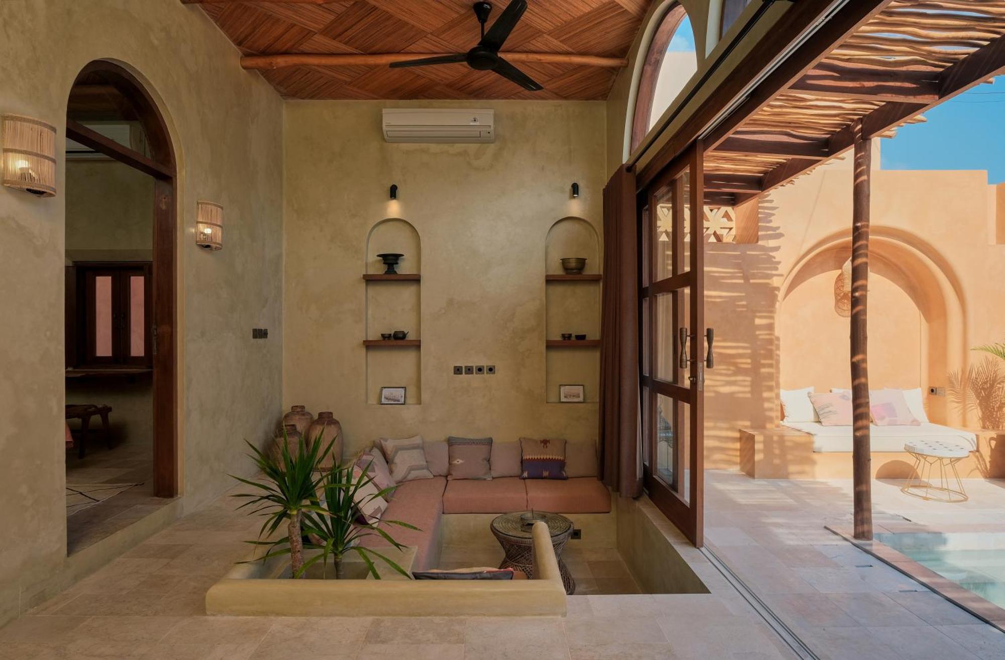 Lina Boutique Villas And Spa Kuta  Экстерьер фото