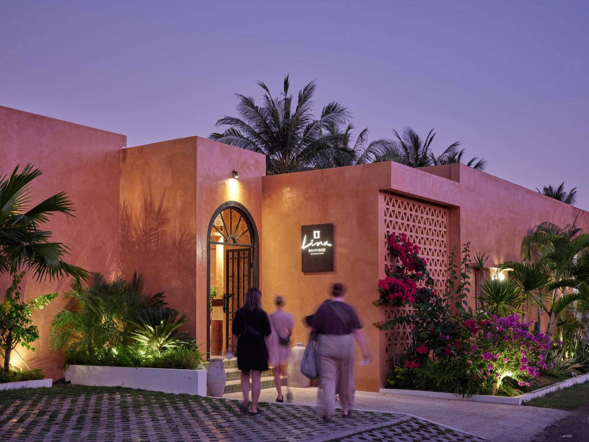 Lina Boutique Villas And Spa Kuta  Экстерьер фото